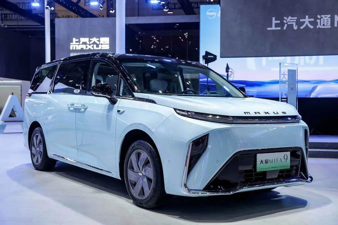 家用汽车排行榜：纯电家用MPV极氪009与上汽大通大家MIFA9的对比来了！插图5