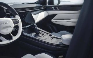 目前市面上的电动汽车的三种类型PHEV、HEV、以及纯电