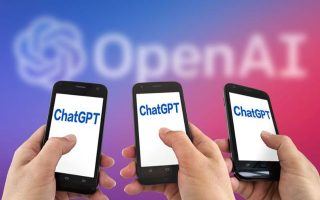 前有马斯克叫停GPT-5研究，后有意大利禁用ChatGPT，生成式AI最大的风险是什么？又该如何监管？